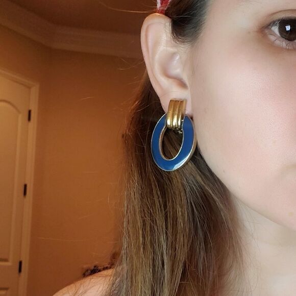 2 pairs of vintage clip on earrings - Picture 4 of 12